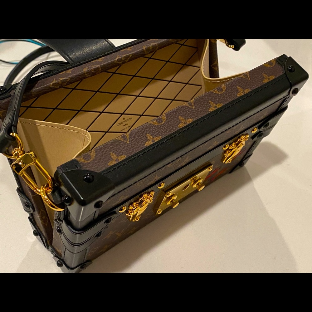 LV Petite Malle Handbag Monogram Canvas